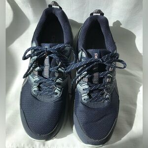 ASICS gel venture 9 blue women size 8.5